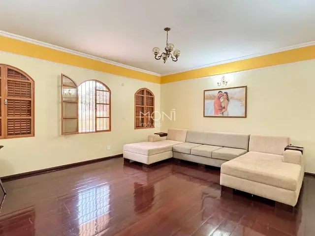 Casa 5 quartos e 5 banheiros, à venda, no bairro Sobradinho em Brasília