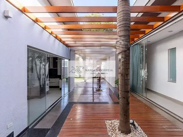 Casa com 500m² 4 quartos e 5 banheiros, à venda, no bairro Recanto do Salto em Londrina