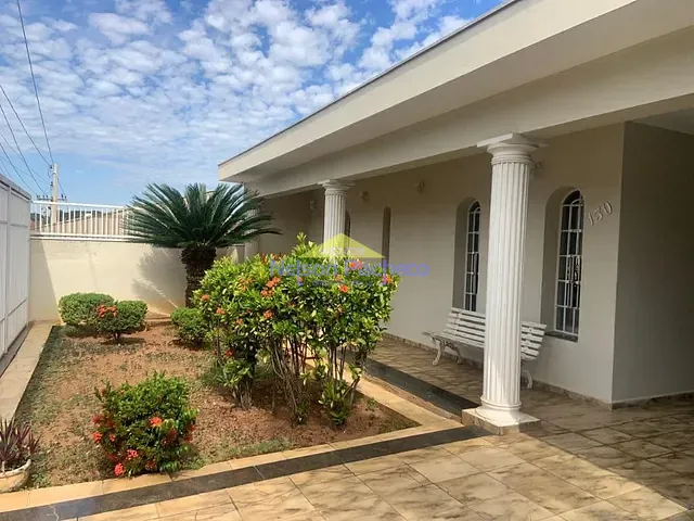 Casa com 363m² 3 quartos e 2 banheiros, à venda, no bairro Rossi em Capivari