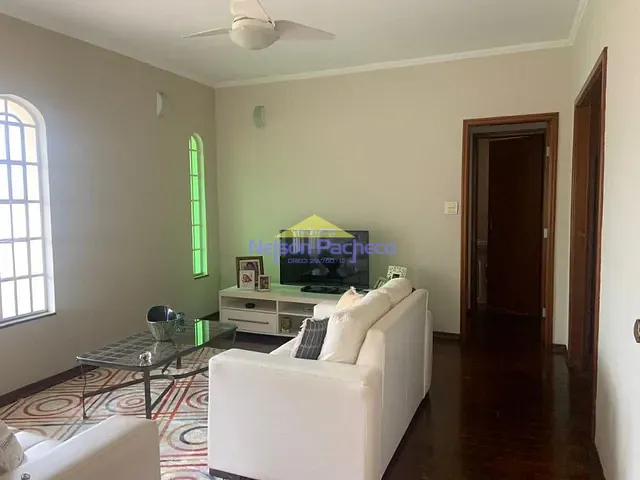 Casa com 363m² 3 quartos e 2 banheiros, à venda, no bairro Rossi em Capivari