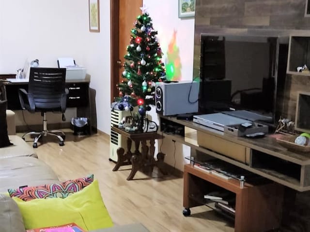 Casa com 280m² 3 quartos e 4 banheiros, à venda, no bairro Jardim Amélia Dionísio em Olímpia