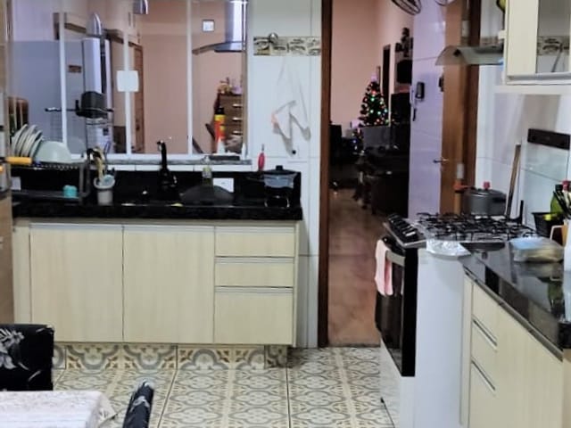 Casa com 280m² 3 quartos e 4 banheiros, à venda, no bairro Jardim Amélia Dionísio em Olímpia