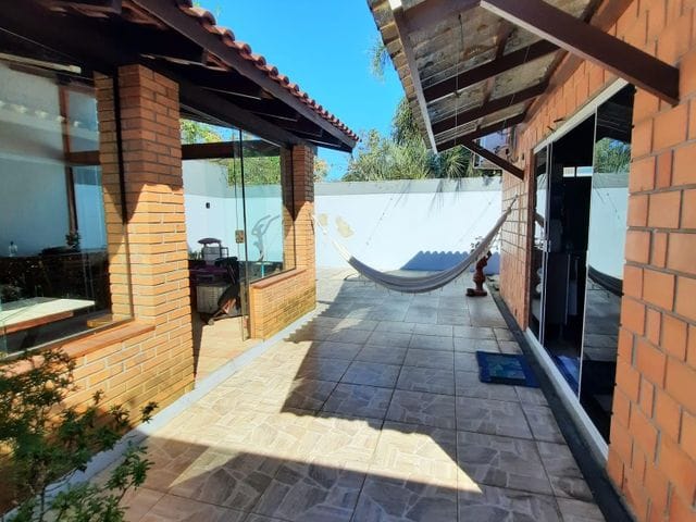 Casa com 120m² 3 quartos e 3 banheiros, à venda, no bairro Chácara das Paineiras em Guaíba