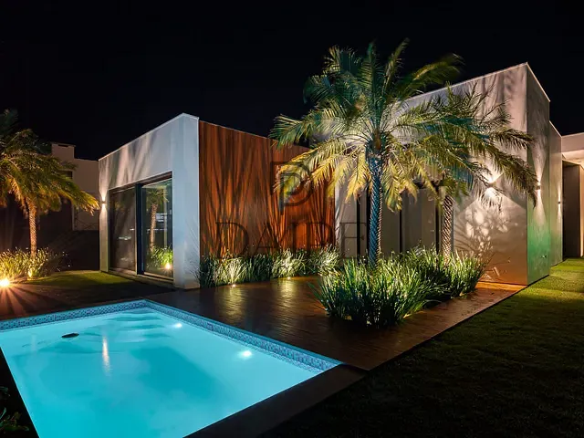 Casa com 300m² 3 quartos e 4 banheiros, à venda, no bairro Centro em Torres