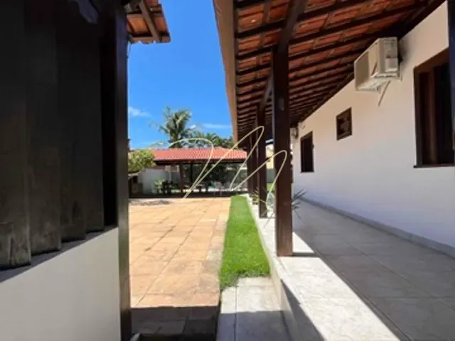 Casa com 1365m² 5 quartos e 5 banheiros, à venda, no bairro Olivença em Ilhéus