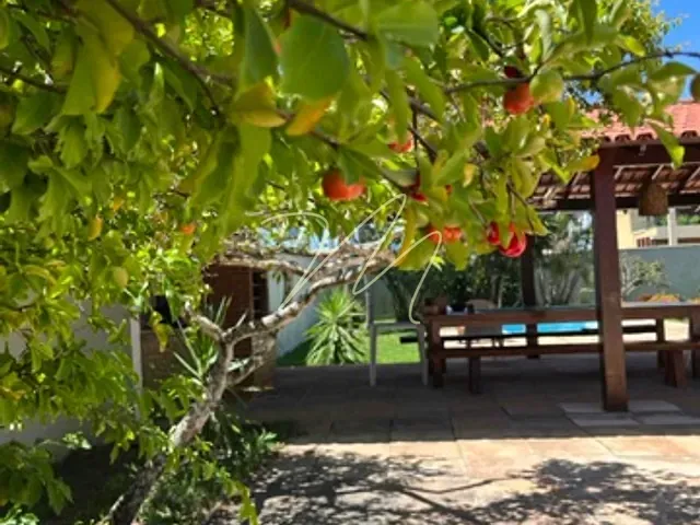 Casa com 1365m² 5 quartos e 5 banheiros, à venda, no bairro Olivença em Ilhéus