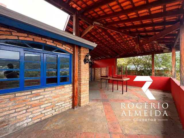 Casa para alugar, no bairro Centro em Mairiporã