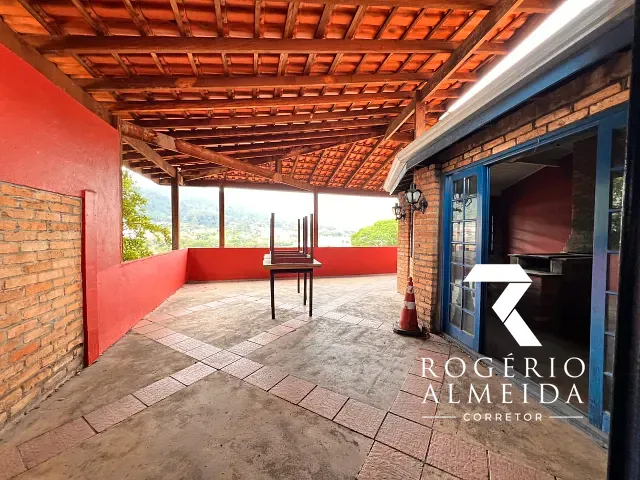 Casa para alugar, no bairro Centro em Mairiporã
