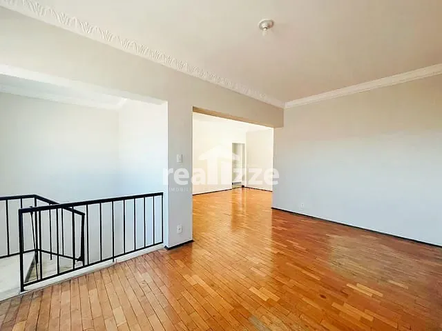 Casa 3 quartos e 1 banheiro, para alugar, no bairro Centro em Itapira