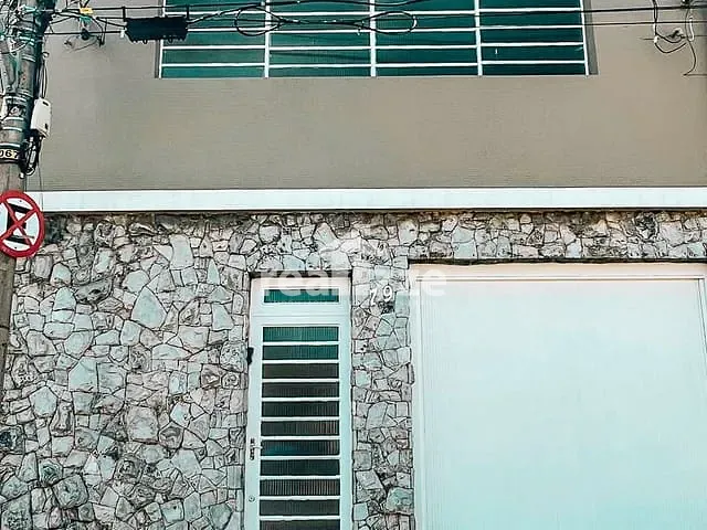 Casa 3 quartos e 1 banheiro, para alugar, no bairro Centro em Itapira
