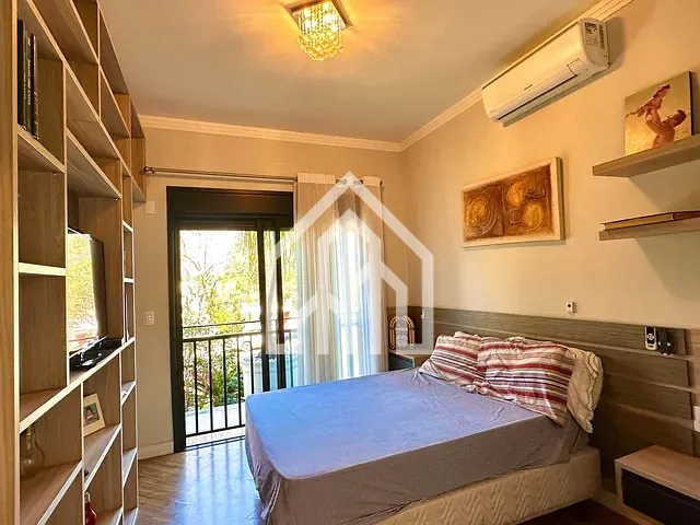 Casa 5 quartos e 7 banheiros, à venda, no bairro Condomínio Porto Atibaia em Atibaia