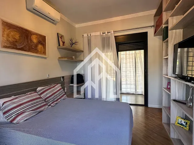 Casa 5 quartos e 7 banheiros, à venda, no bairro Condomínio Porto Atibaia em Atibaia