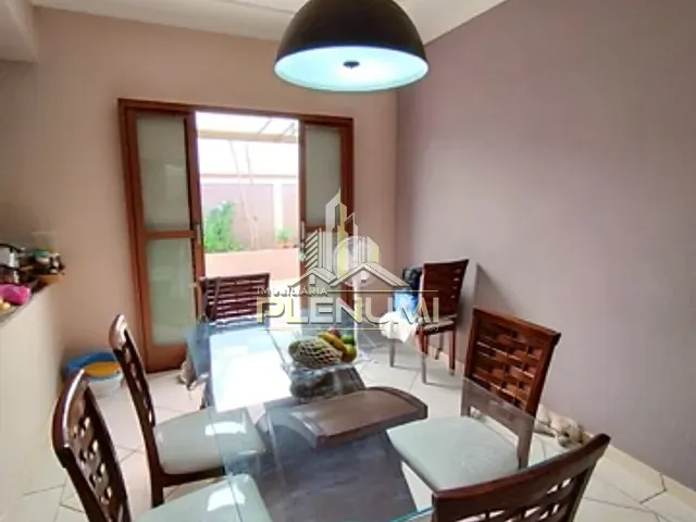 Casa com 308m² 3 quartos e 3 banheiros, à venda, no bairro Cidade Claret em Rio Claro