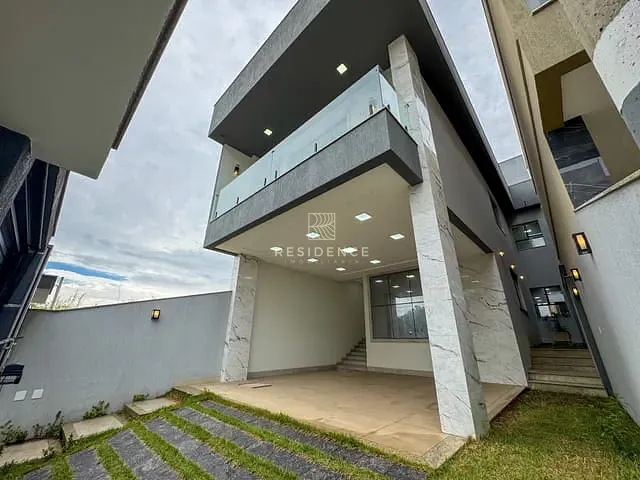 Casa 3 quartos e 3 banheiros, à venda, no bairro Jardim Belvedere em Volta Redonda