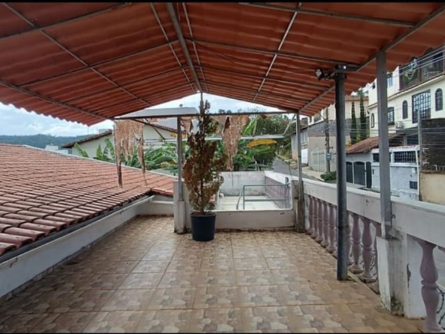 Casa com 318m² 3 quartos e 4 banheiros, à venda, no bairro Bom Pastor em Juiz de Fora