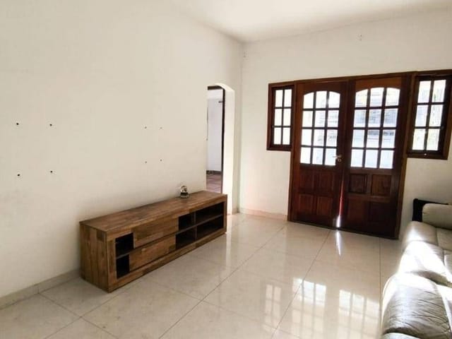 Foto do Casa - Casa com 2 quartos para alugar - Fonseca - Niterói/RJ | SelfSpin