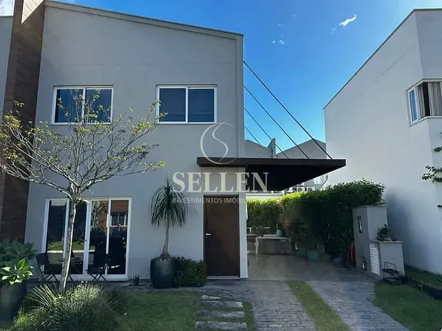 Casa com 275m² 3 quartos e 3 banheiros, à venda, no bairro São Judas Tadeu em Balneário Camboriú