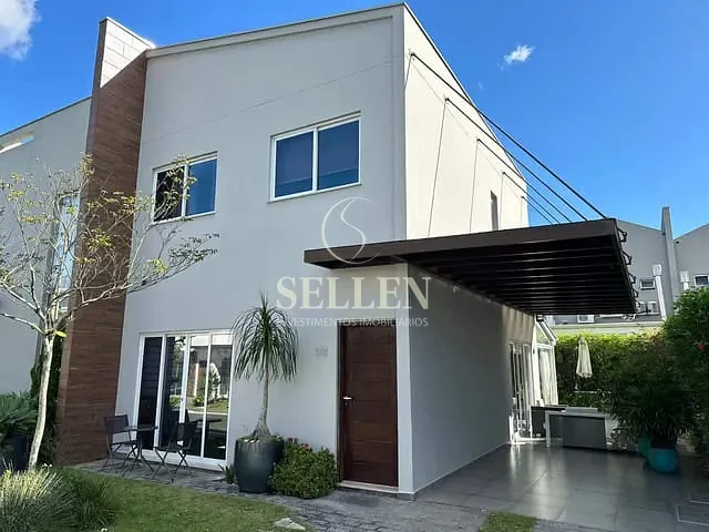 Casa com 275m² 3 quartos e 3 banheiros, à venda, no bairro São Judas Tadeu em Balneário Camboriú