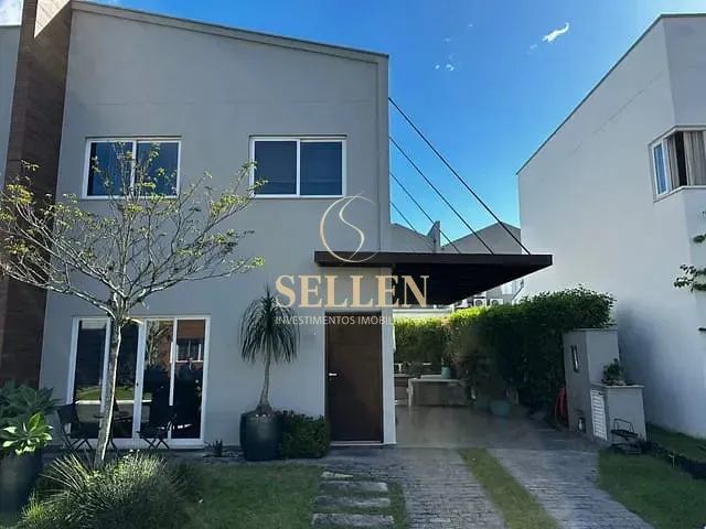 Casa com 275m² 3 quartos e 3 banheiros, à venda, no bairro São Judas Tadeu em Balneário Camboriú