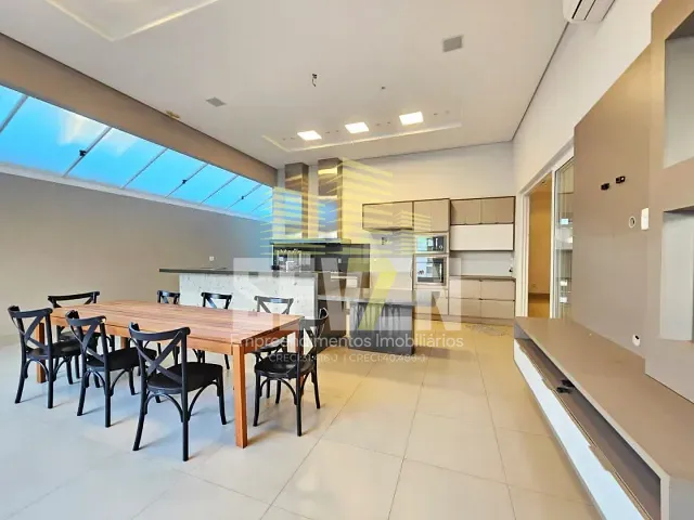 Casa com 490m², à venda, no bairro Residencial Jardim Estoril V em Bauru