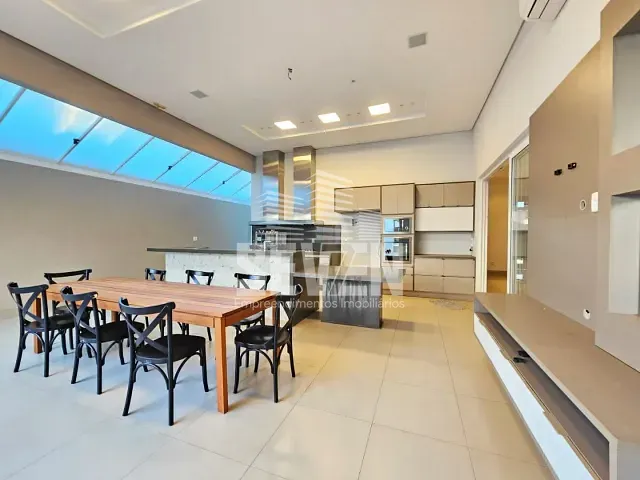 Casa com 490m², à venda, no bairro Residencial Jardim Estoril V em Bauru