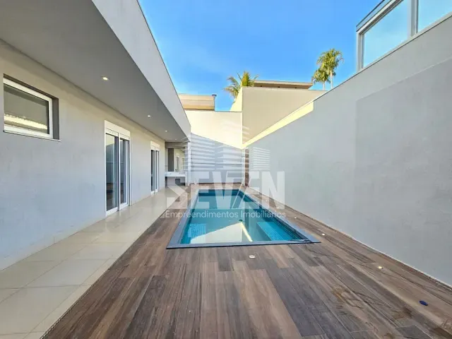 Casa com 490m², à venda, no bairro Residencial Jardim Estoril V em Bauru