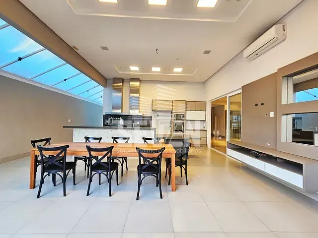 Casa com 490m², à venda, no bairro Residencial Jardim Estoril V em Bauru