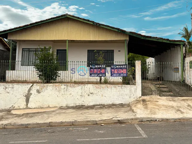 Casa com 265m² 2 quartos e 2 banheiros, à venda, no bairro Centro em Tomazina