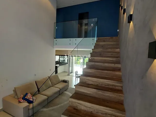 Casa com 300m² 3 quartos e 4 banheiros, à venda, no bairro Jardim Celeste em Jundiaí