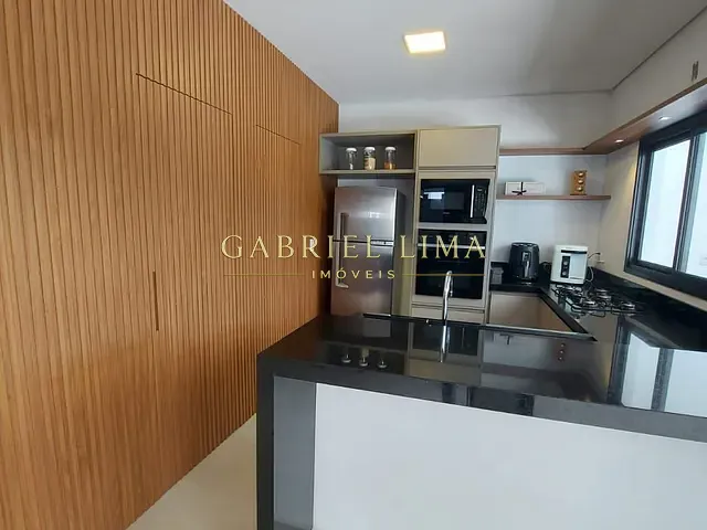 Casa com 300m² 3 quartos e 4 banheiros, à venda, no bairro Jardim Celeste em Jundiaí