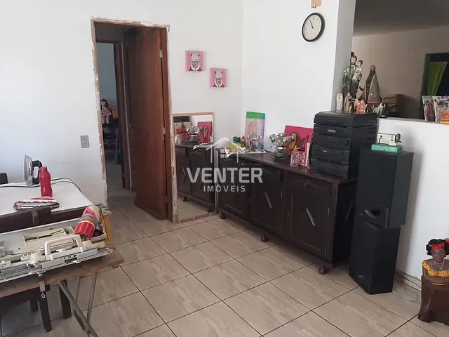 Casa com 300m² 4 quartos e 3 banheiros, à venda, no bairro Campos Elíseos em Taubaté