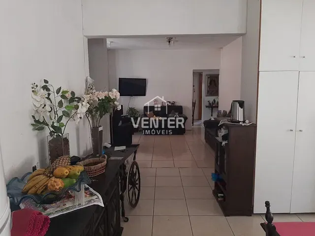 Casa com 300m² 4 quartos e 3 banheiros, à venda, no bairro Campos Elíseos em Taubaté