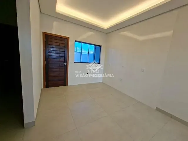 Casa com 330m² 2 quartos e 1 banheiro, à venda, no bairro PARQUE AMAZONAS em Sinop
