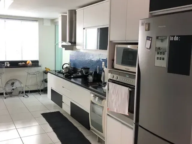 Casa com 426m² 3 quartos e 5 banheiros, à venda, no bairro Itaguaçu em Florianópolis