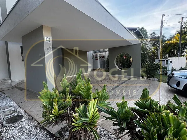 Casa 4 quartos e 5 banheiros, à venda, no bairro Palm Park em Holambra