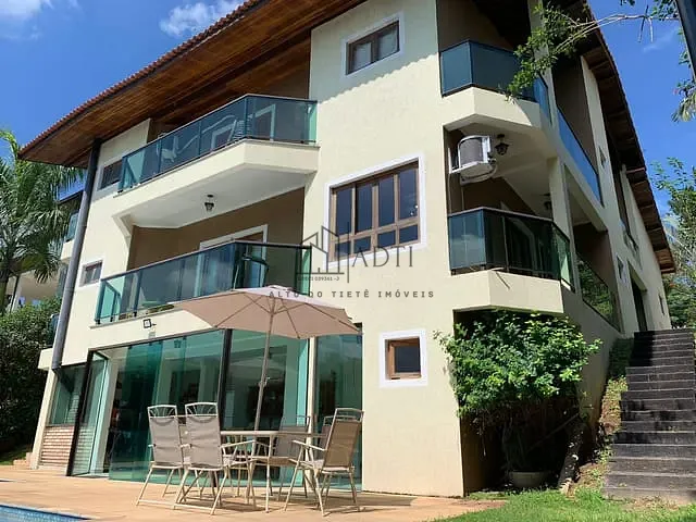 Casa com 1000m² 5 quartos e 6 banheiros, à venda, no bairro Fazenda Paião em Guararema