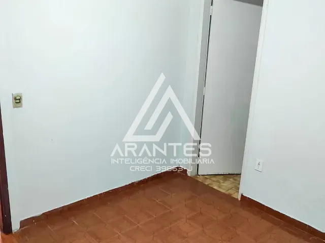 Casa 3 quartos e 2 banheiros, à venda, no bairro Cristiano de Carvalho em Barretos