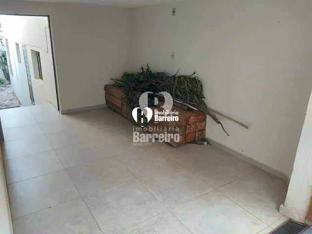 Casa com 325m² 4 quartos e 4 banheiros, à venda, no bairro Diamante (Barreiro) em Belo Horizonte