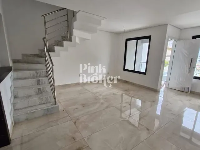 Casa com 170m² 3 quartos e 2 banheiros, à venda, no bairro Cabral em Contagem