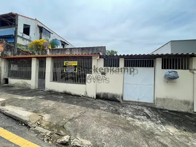 Casa com 215m² 2 quartos e 2 banheiros, à venda, no bairro São Jorge em Pinheiral
