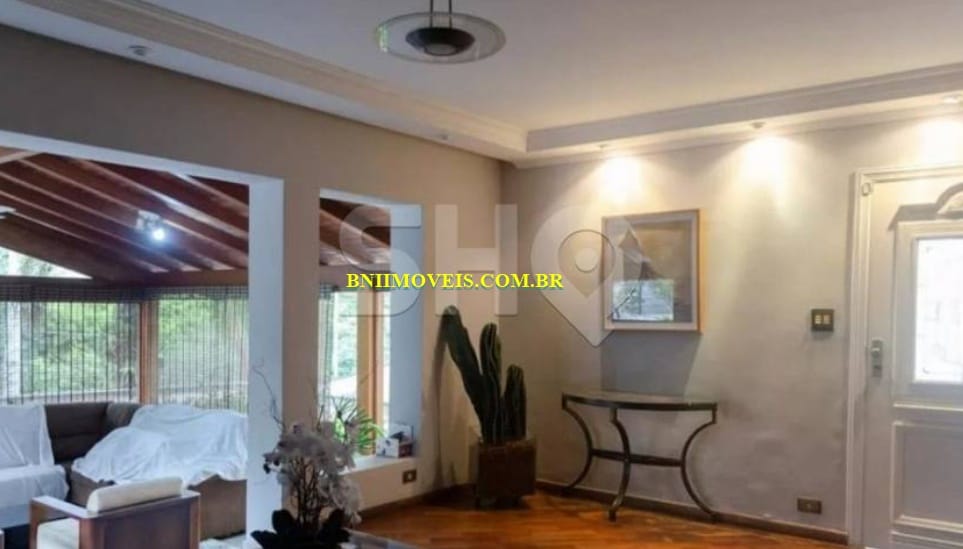 Casa, 3 quartos, 300 m² - Foto 1