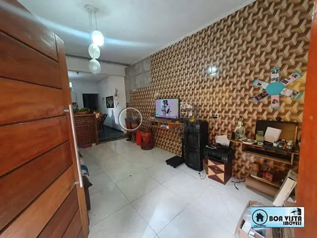 Casa com 125m² 2 quartos e 1 banheiro, à venda, no bairro Cidade Boa Vista em Suzano