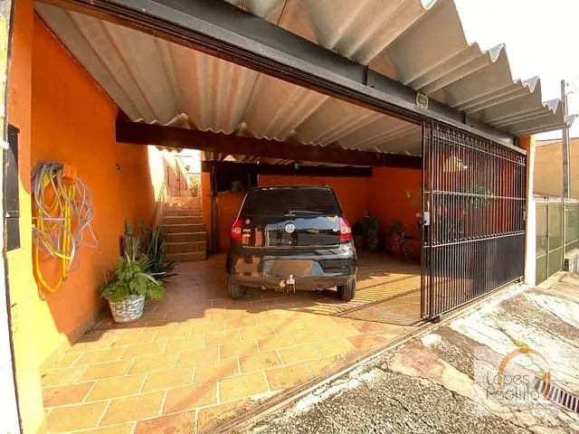 Casa com 125m² 2 quartos e 1 banheiro, à venda, no bairro Jardim do Alvinópolis em Atibaia