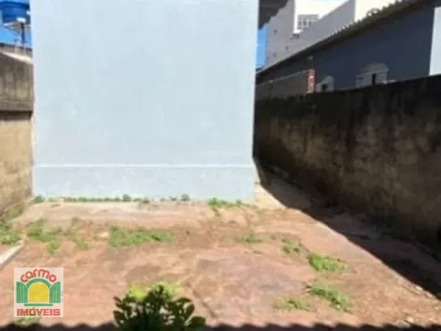 Casa com 300m² 3 quartos e 1 banheiro, à venda, no bairro Vila Góis em Anápolis
