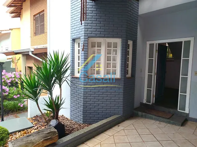 Casa com 230m² 3 quartos e 3 banheiros, à venda, no bairro Vila Irene em São Roque