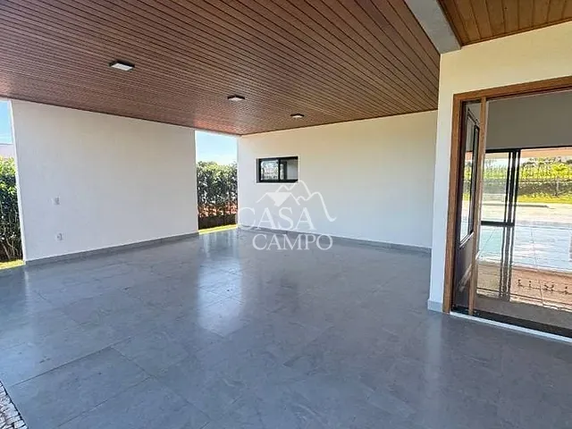 Casa com 1000m² 4 quartos e 6 banheiros, à venda ou para alugar, no bairro Residencial Fazenda Alvorada em Porto Feliz