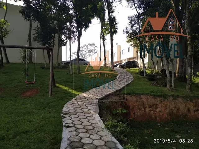 Casa com 50m² 2 quartos e 1 banheiro, à venda, no bairro Paisagem Casa Grande em Cotia