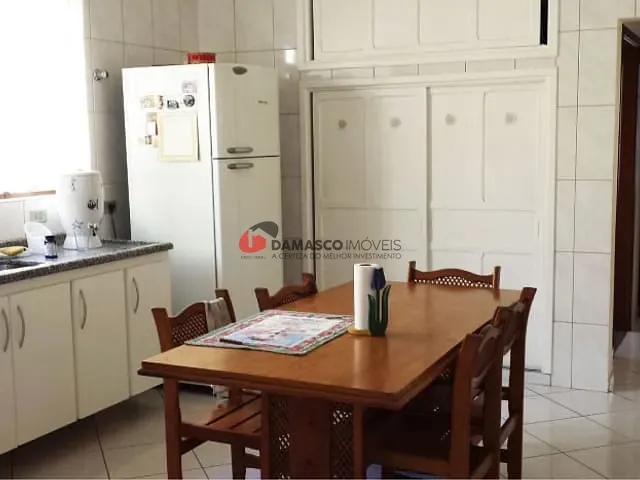 Casa com 210m² 3 quartos e 2 banheiros, à venda, no bairro Parque das Nações em Santo André