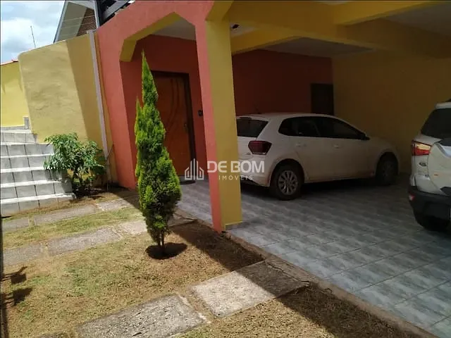 Casa com 300m² 3 quartos e 3 banheiros, à venda, no bairro São Geraldo em Poços de Caldas