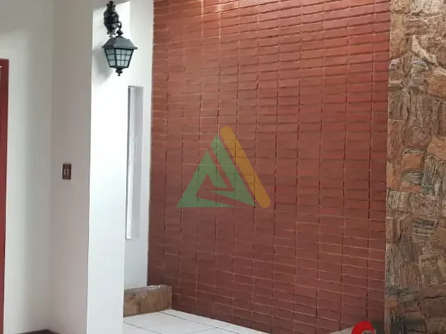 Casa com 217m² 3 quartos e 3 banheiros, à venda, no bairro Centro em Mogi Mirim